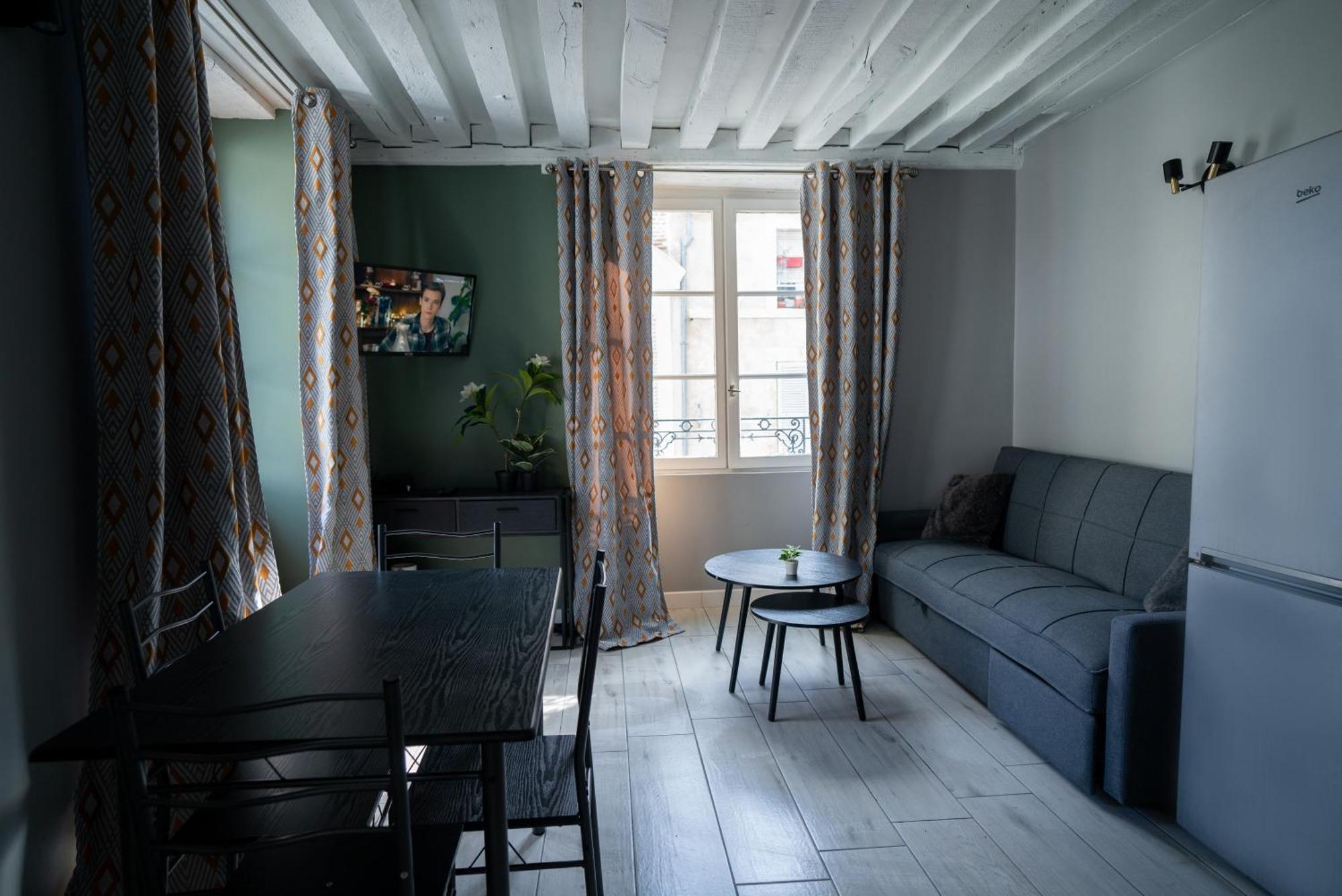 Celeste Appart - Grand Appartement Centre Ville - Refait A Neuf Orléans Buitenkant foto